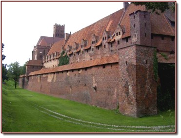 Marienburg Mittelburg noerdliche Mauer